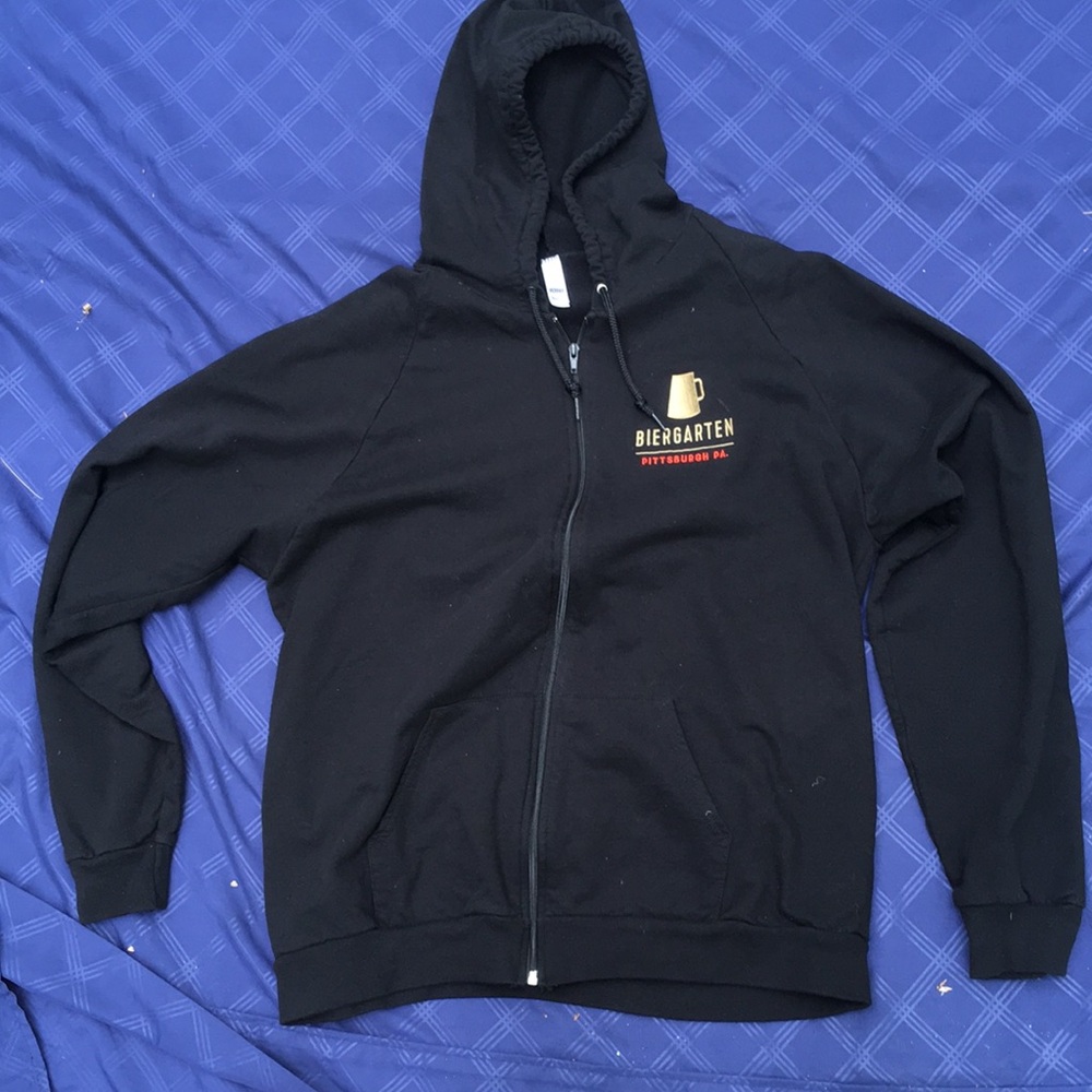 Black European sweatshirt beer